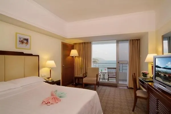 Pearl River Garden Hotel Sanya 4*,  China